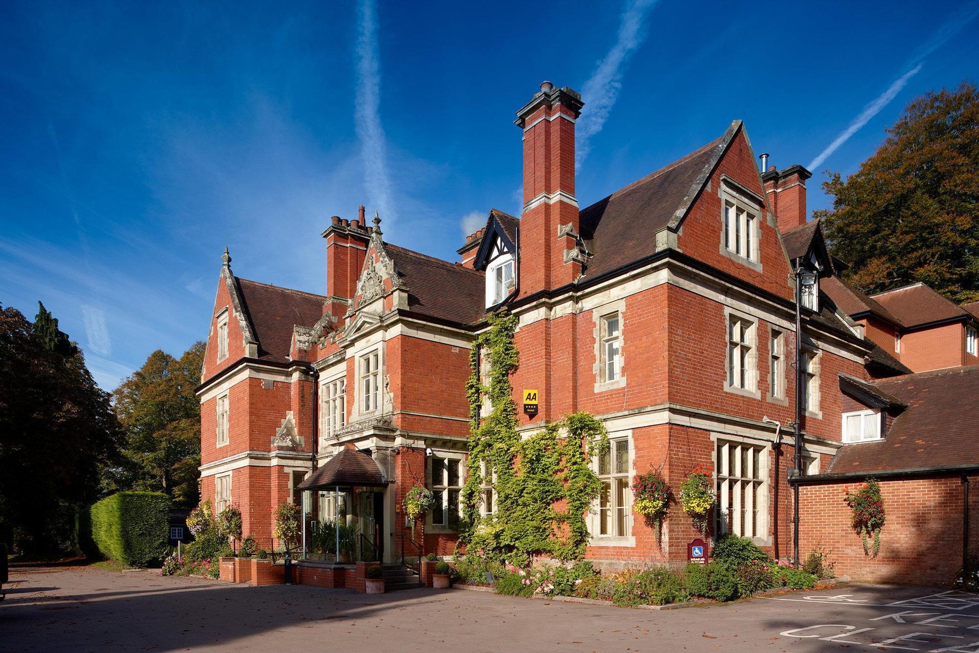 The Coed-Y-Mwstwr Hotel Bridgend  Exterior foto
